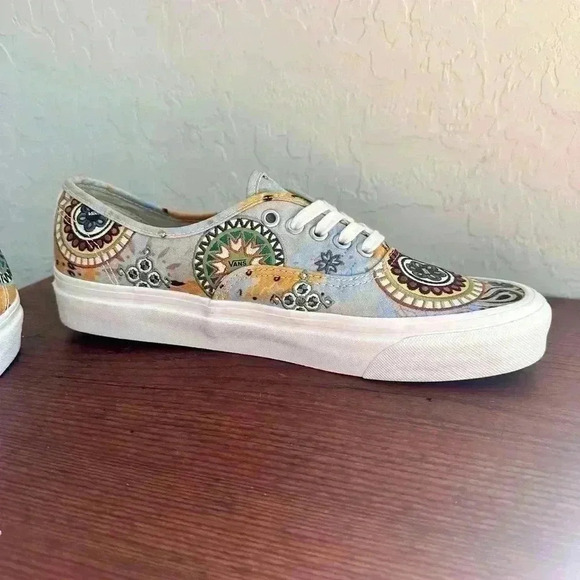 Size 10 - VANS Authentic 44 DX Mixed Mosaic - Picture 2 of 10
